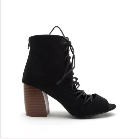 NEW Lola Lace Booties- in Black - Picture 4 of 8